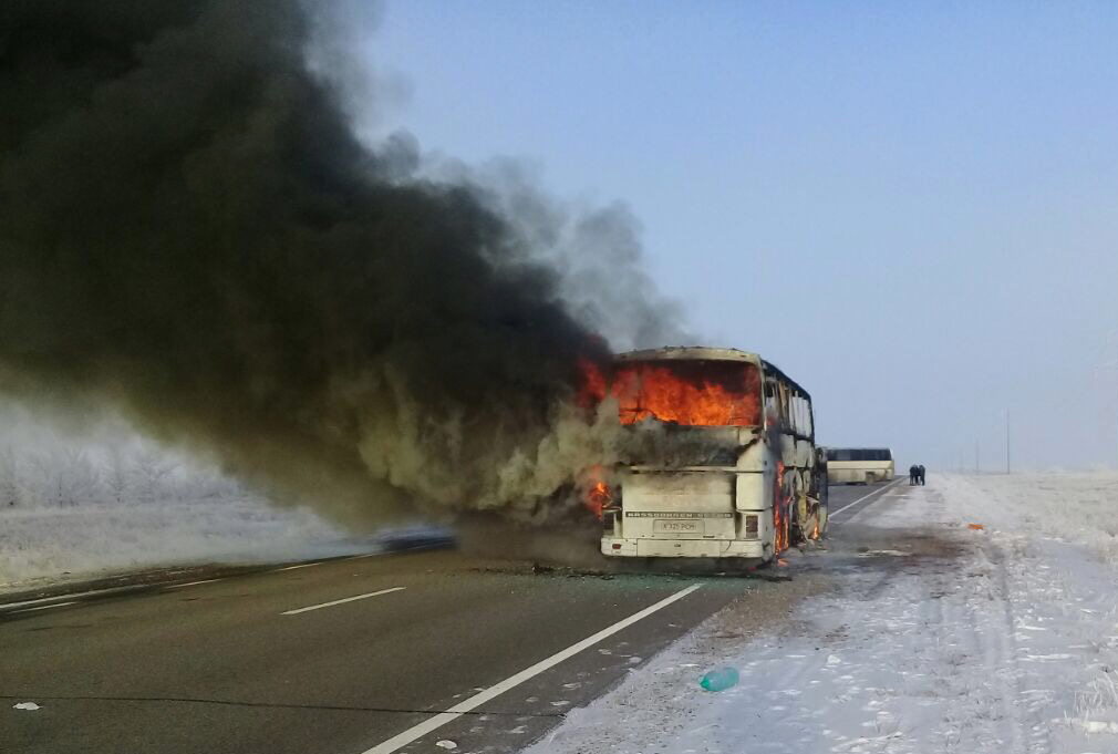 Өзбекстанның 52 азаматы өртеніп кеткен автобус жүргізушісі 3 жылға сотталды​