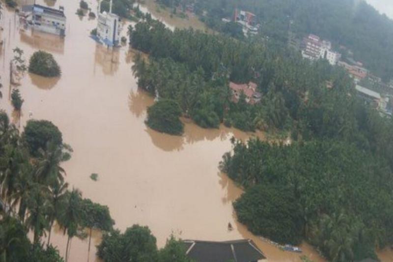 121 человек погиб в результате наводнения в Индии  