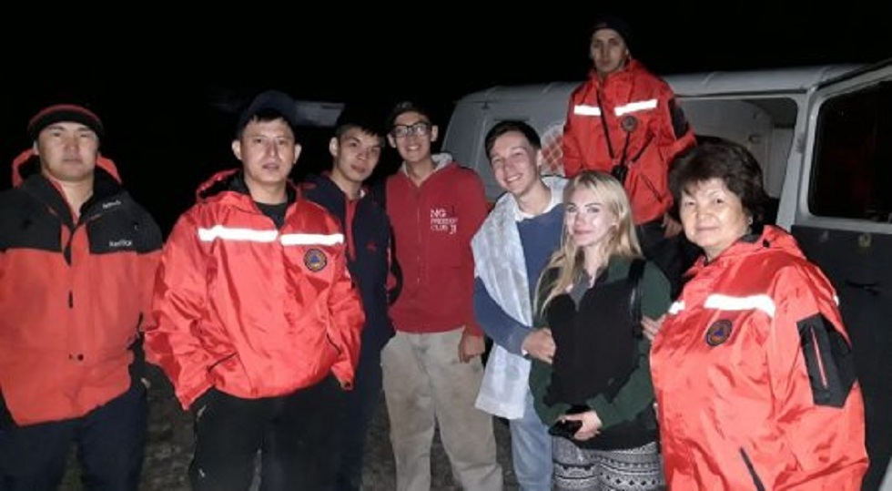 В горах Алматы спасли четверых туристов