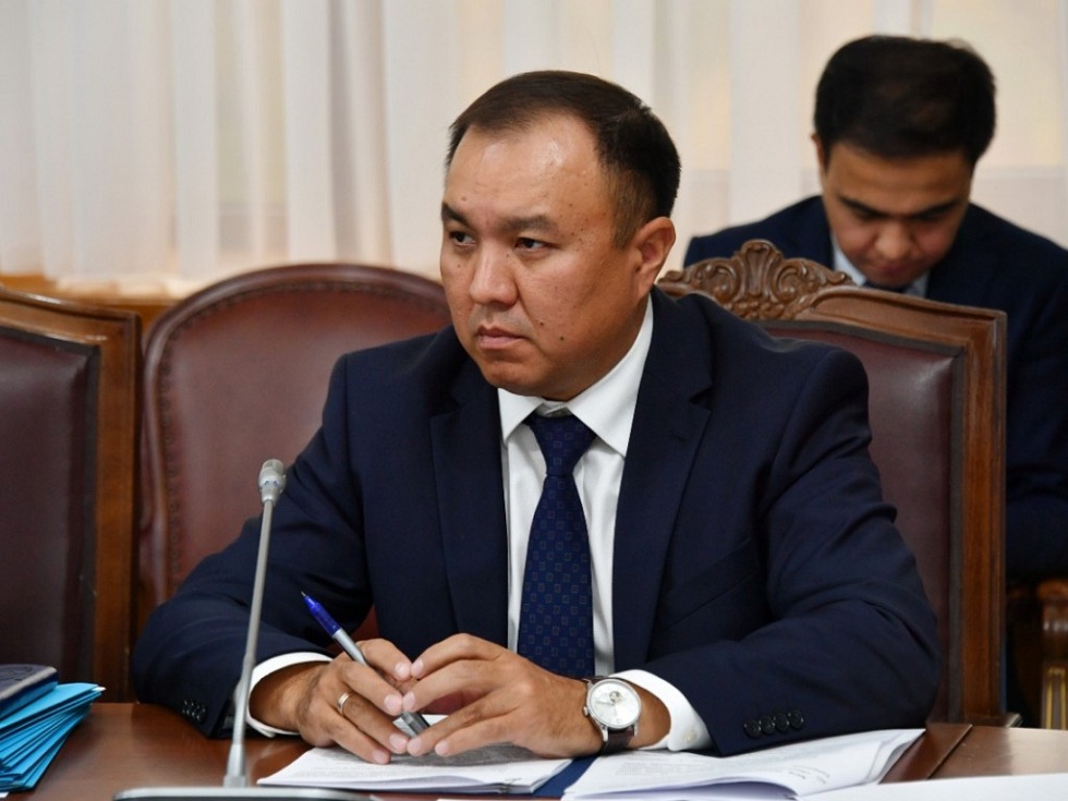 Ануар Ускенбаев сдал пост акима Ауэзовского района Алматы