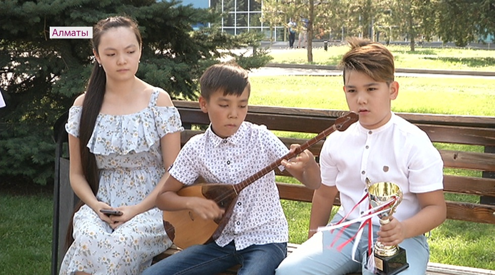 В Батуми завершен фестиваль юных талантов - Казахстан представили 20 детей