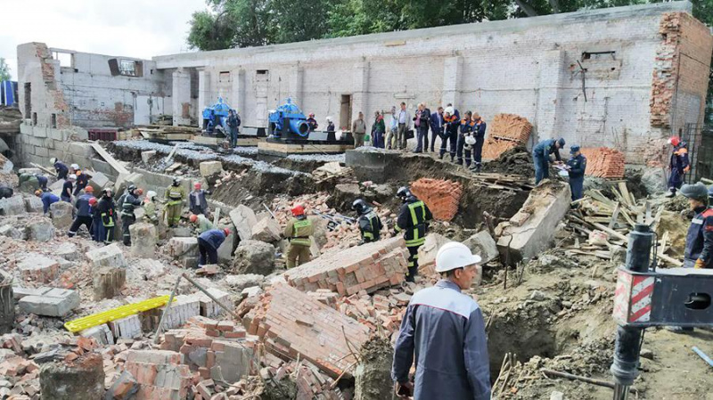 Казахстанец пострадал при обрушении здания в Новосибирске 
