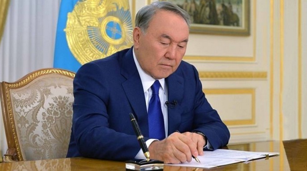 Назарбаев отправил телеграмму императору Японии