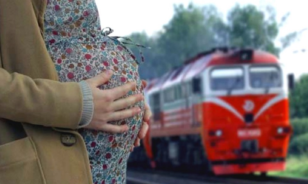 Девочку родила пассажирка в поезде Актобе - Алматы