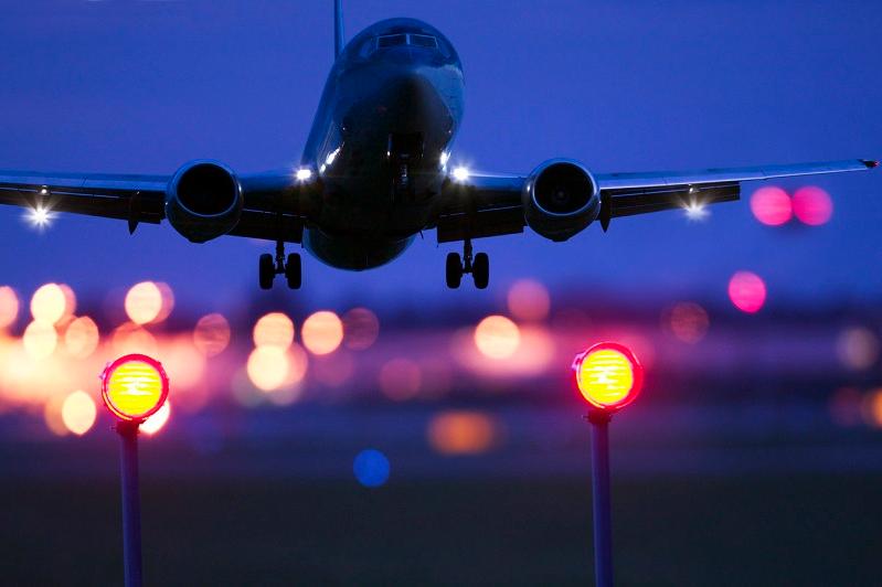 Стали известны причины экстренной посадки самолета в Атырау