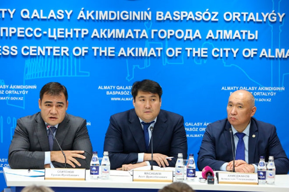 Более 800 неосвещённых дворов насчитали в «Новом Алматы»