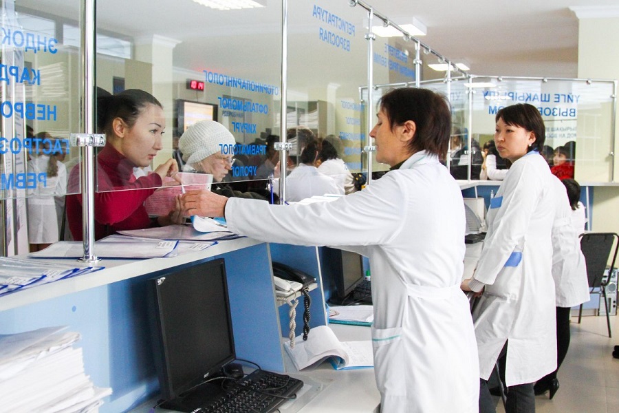 Медицинские организации Алматы получили свыше 92,5 млрд тенге