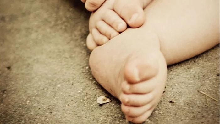 Тело новорожденного нашли в заброшенном здании в Алматы 