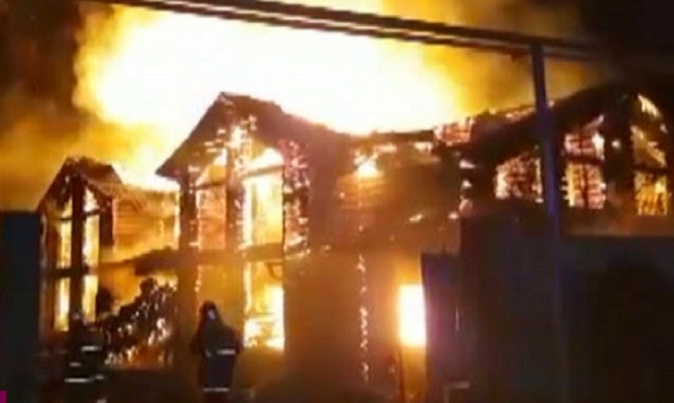 Пожар в Алматы: горел банный комплекс 