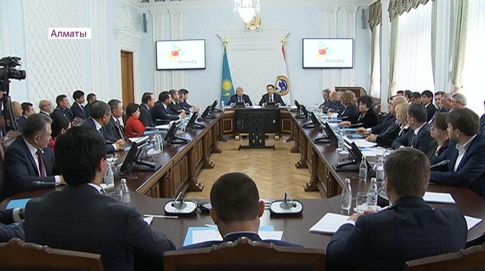 Депутаты городского маслихата единогласно проголосовали за утверждение Стратегии "Алматы-2050"