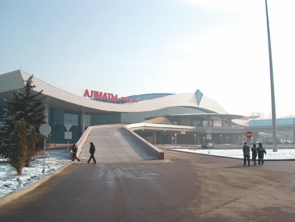 В аэропорту Алматы предупредили о возможном изменении в расписании рейсов 