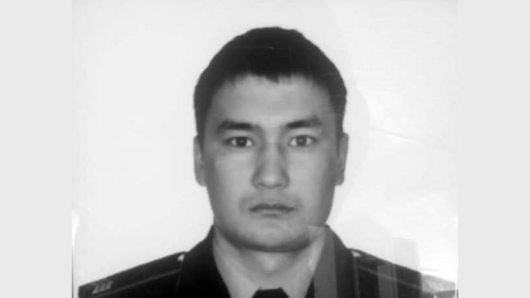 Токаев наградил посмертно полицейского из Костанайской области