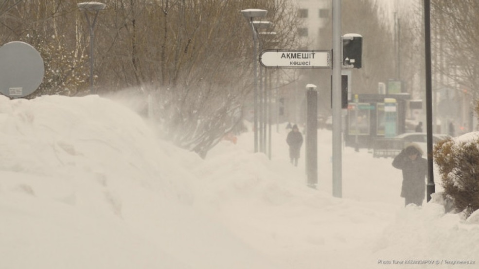 Снегопады в столице Казахстана побили полувековой рекорд