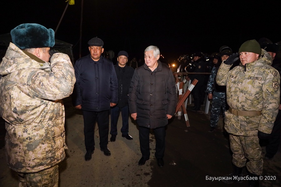 Заместитель Премьер-Министра проверил обеспечение безопасности и правопорядка в селах Кордайского района в ночное время