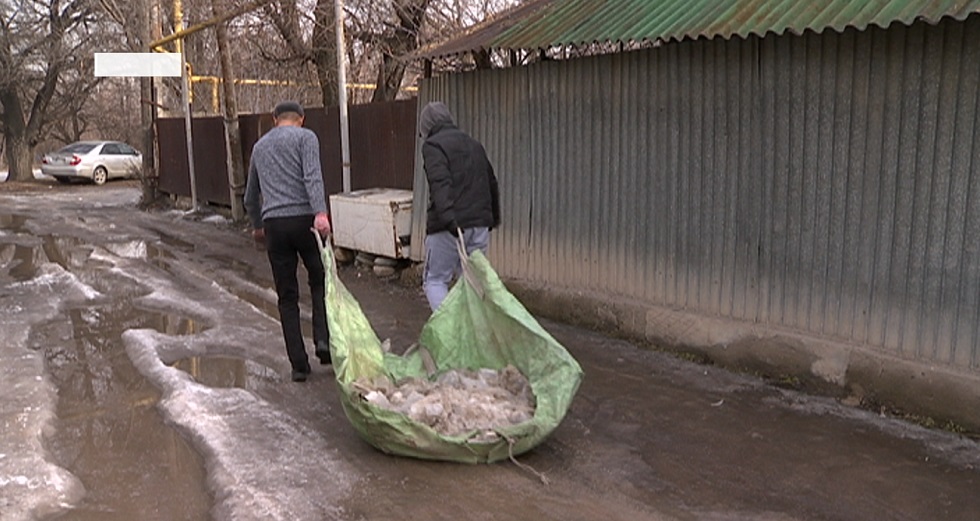 Заключенные Алматы оказывают помощь людям с ограниченными возможностями 