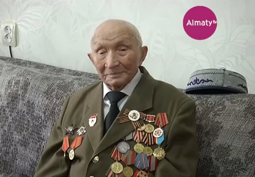 Касым-Жомарт Токаев ответил на письмо ветерана ВОВ Кайырлы Жонкабаева
