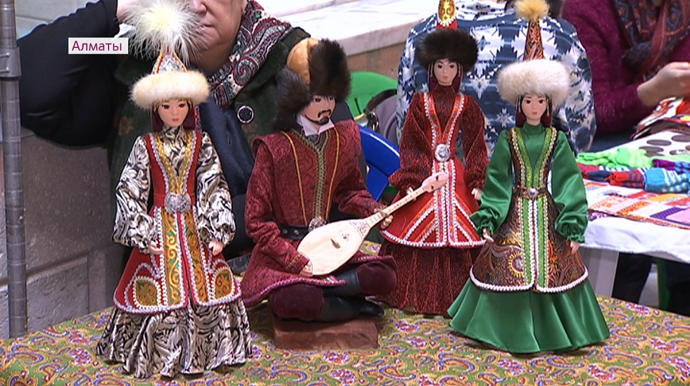 Алматыда Орта Азия халықтарының қолөнер шеберлері бас қосты 