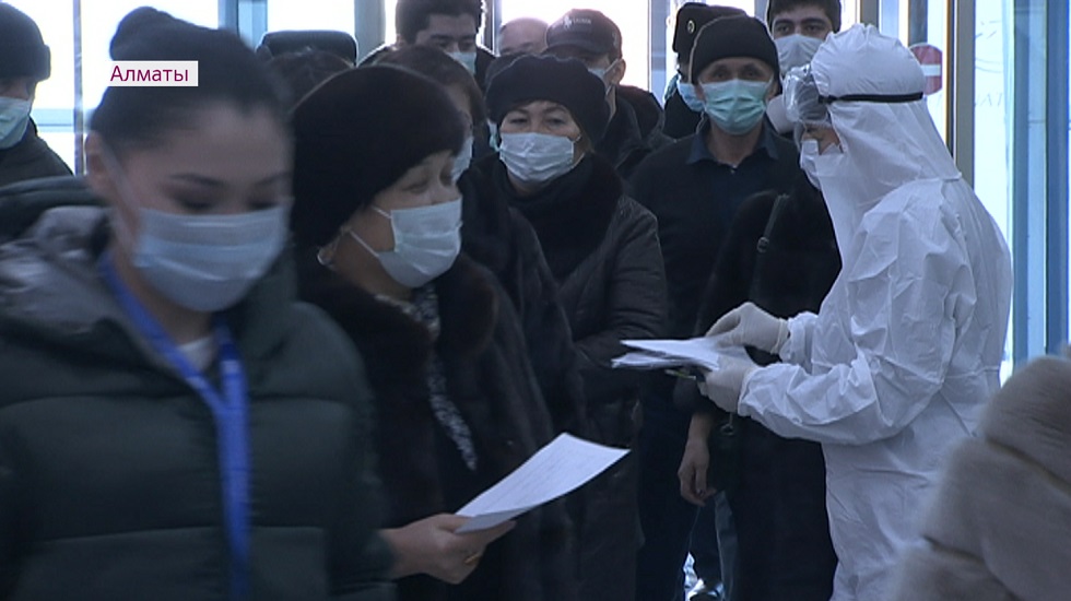 Казахстанцы массово отказываются от поездок за границу из-за коронавируса