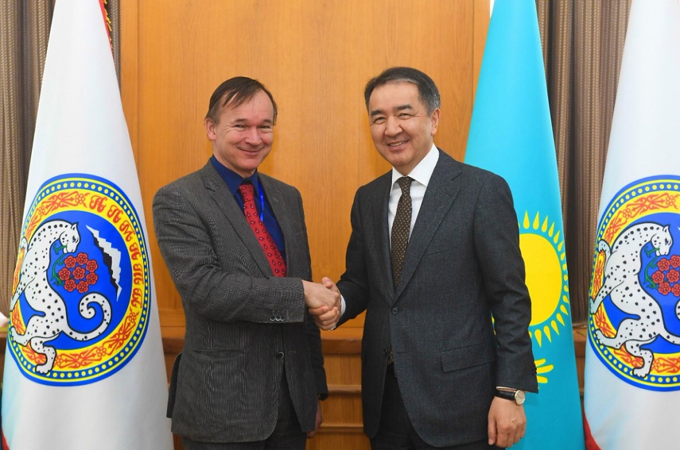Бакытжан Сагинтаев провел переговоры с послом Нидерландов в Казахстане