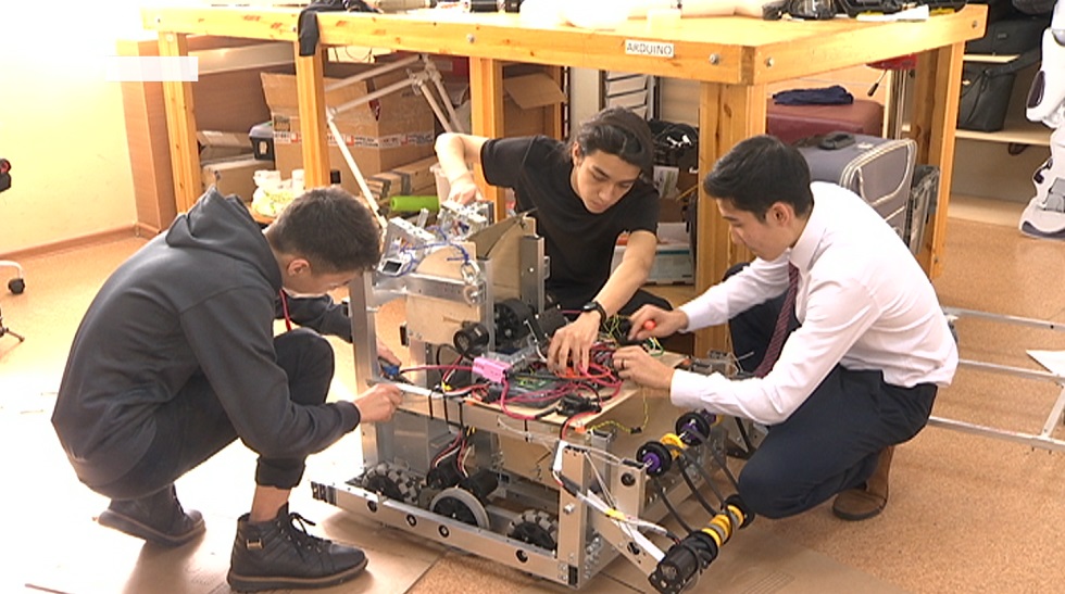 Казахстанские школьники примут участие в First Robotics Competition в Турции