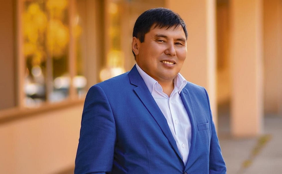 Школьницы оскорбились: казахстанский ученый Омар Жалел объяснил свое скандальное высказывание