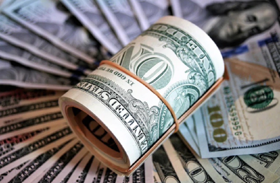 Курс доллара подскочил почти до 400 тенге в Казахстане