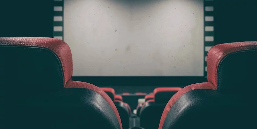 Театры и кинотеатры закроют в Казахстане из-за коронавируса
