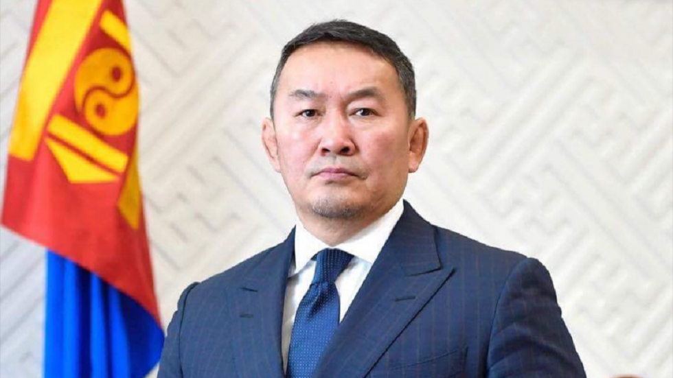 Моңғолия президенті Халтмаагийн Баттулга депутаттардан отставкаға кетуін сұрады