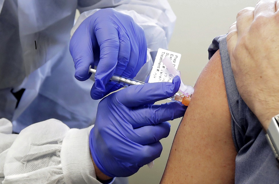 Қытай коронавирусқа қарсы вакцинаны сынақтан өткізуді бастады