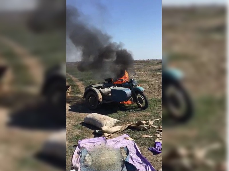В Атырау браконьеры подожгли мотоцикл инспекторов