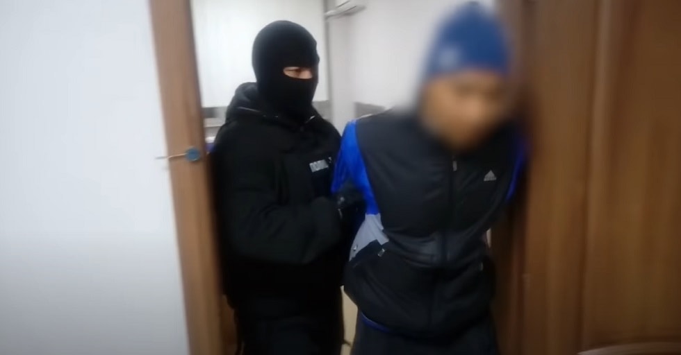 Ударил полицейского головой: в Нур-Султане задержали нарушителя карантина