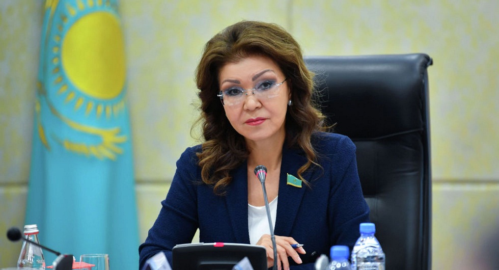 Врачи и журналисты нуждаются в особой защите из-за пандемии – Дарига Назарбаева