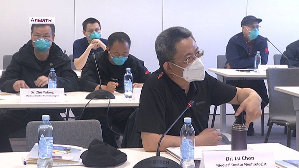 Врачи из КНР дали высокую оценку усилиям Алматы по борьбе с коронавирусом