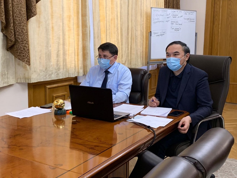 Е.Бабакумаров провел совещание с руководством лабораторий по вопросам исполнения поручений Президента РК