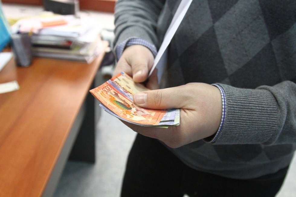 Более 25 тысяч алматинцев получили по 50 тысяч тенге от фонда «Алматы бiргемiз»