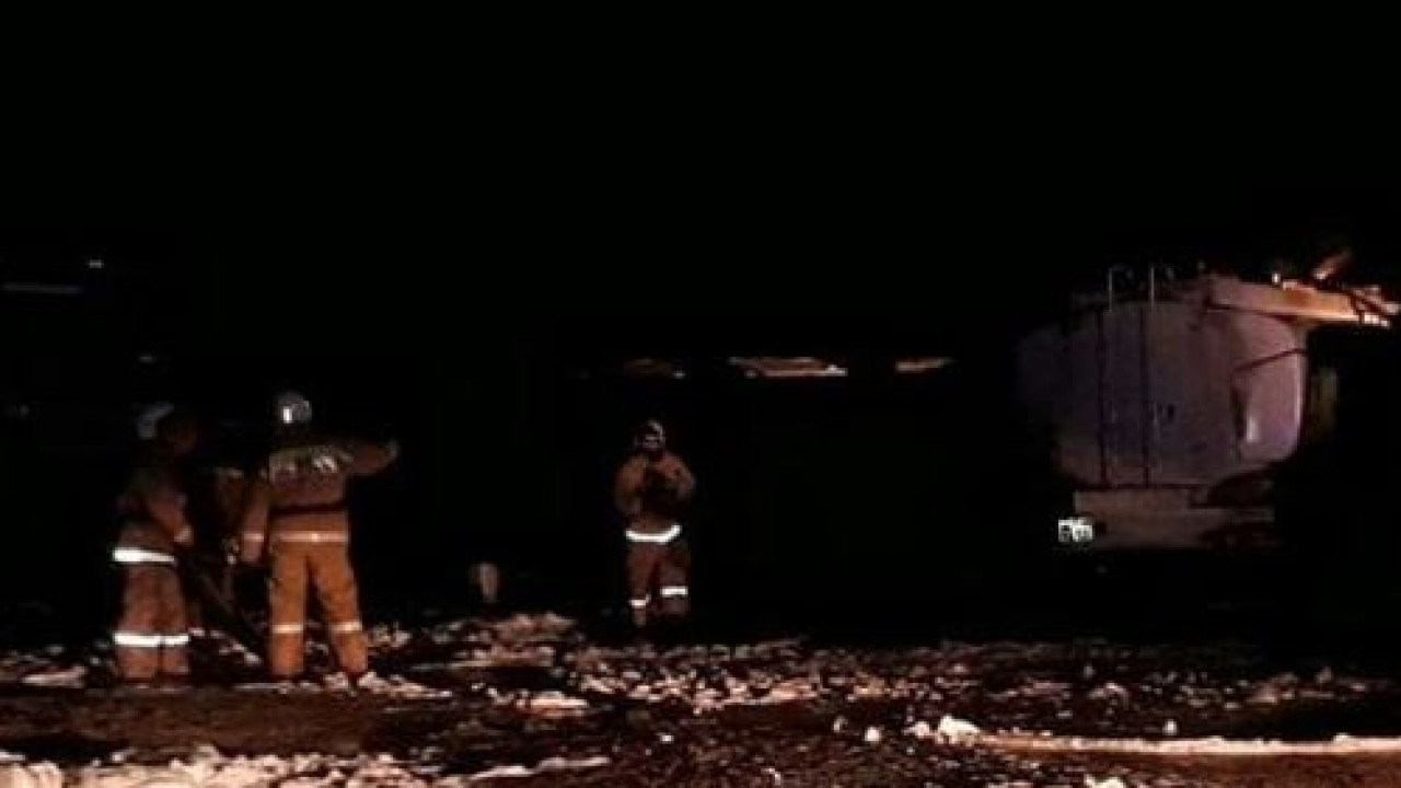 Два бензовоза сгорели в Павлодарской области
