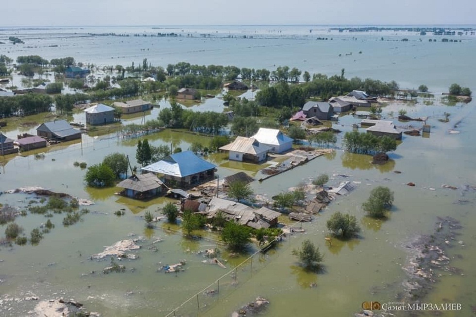 Около 800 жилых домов ушли под воду в Мактааральском районе