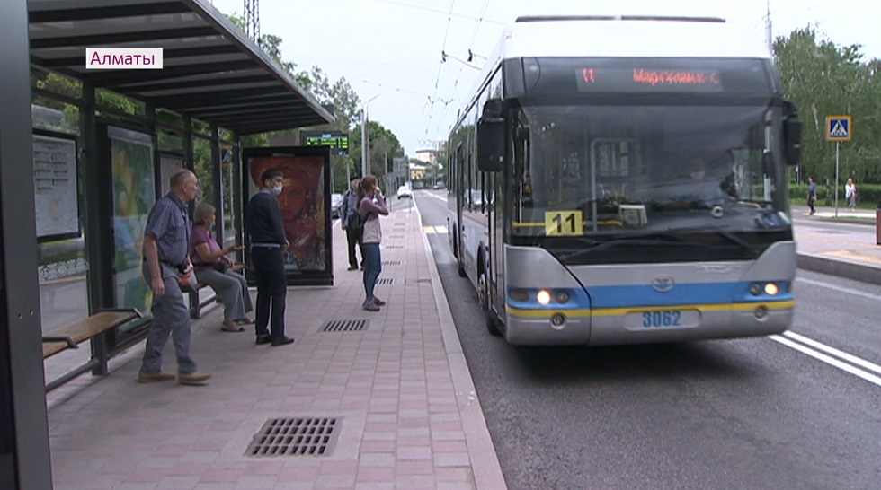 В Алматы могут увеличить количество общественного транспорта
