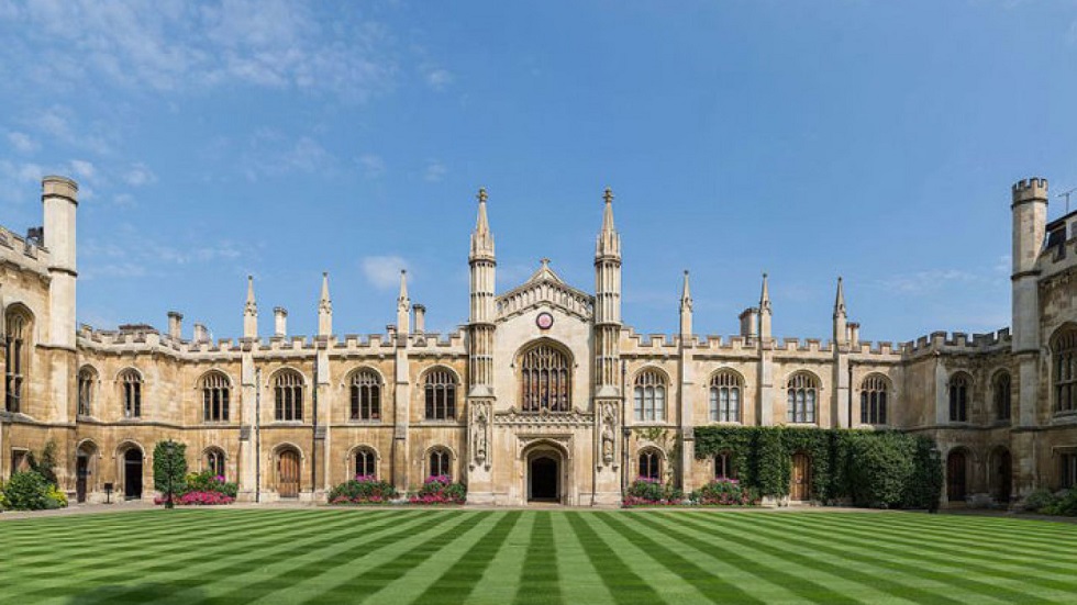 Кембриджский университет отказался от очных лекций в следующем учебном году