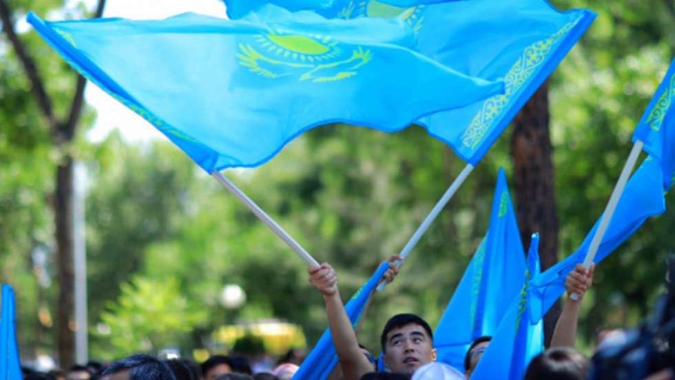 В Казахстане официально узаконили мирные собрания 