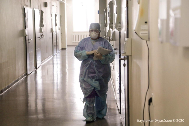 Казахстанцы чаще всего заражаются коронавирусом на работе - Биртанов