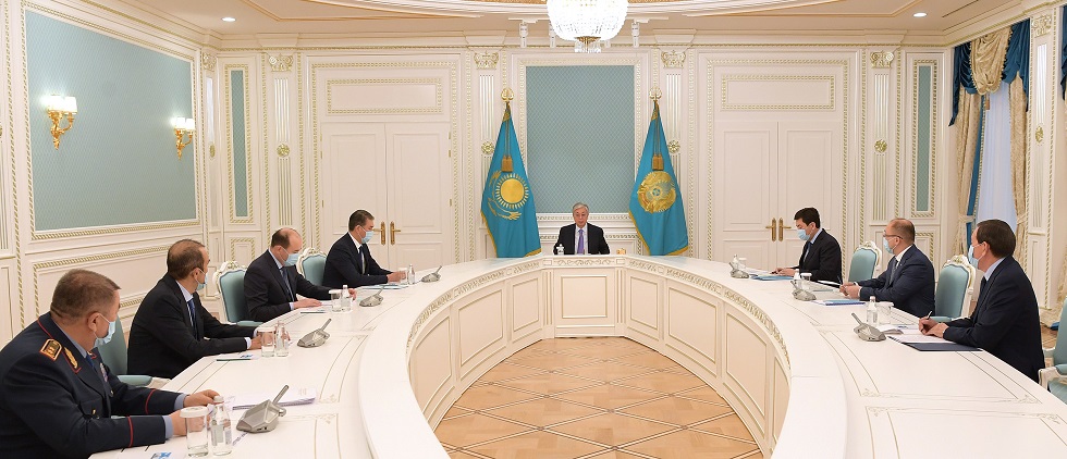 Токаев провел совещание с руководством правоохранительных органов