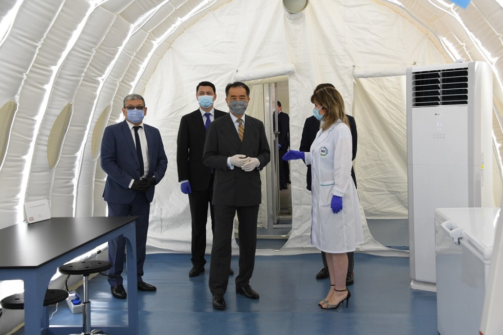 В Алматы открылась седьмая лаборатория для проведения скрининга на  COVID-19