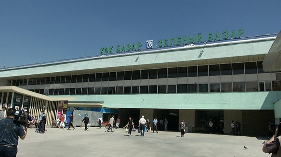 Зеленый базар закрыли на месяц в Алматы