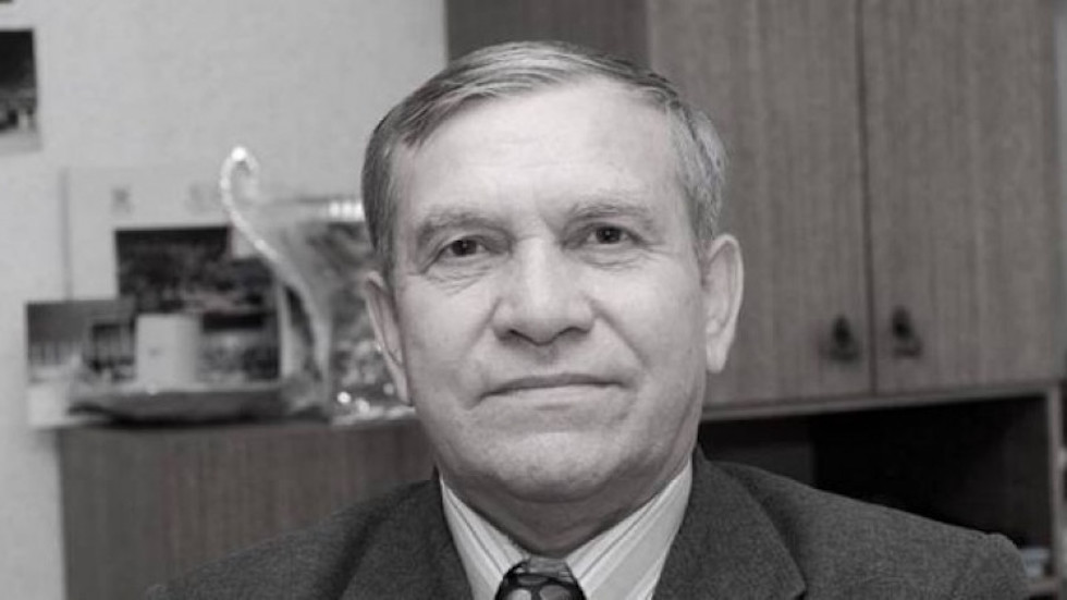 Первый президент Федерации хоккея Казахстана скончался от пневмонии