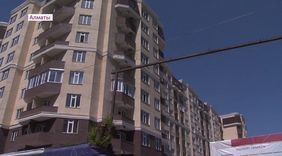 Клиентам ЖССБ в Алматы отказали в ипотеке в новом ЖК