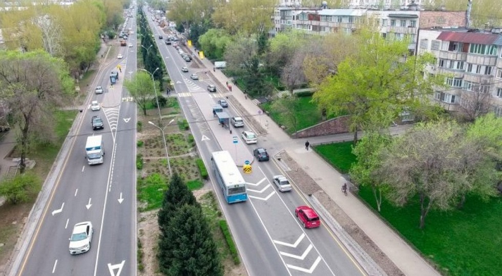 Линию BRT по улице Жандосова в Алматы сдадут к сентябрю
