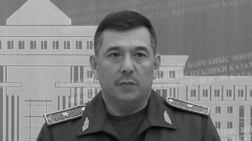 Скончался заместитель министра обороны РК Бакыт Курманбаев