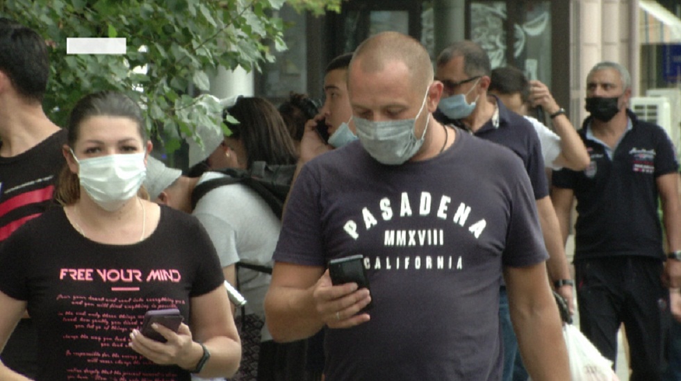 Соблюдают ли алматинцы масочный режим в общественных местах