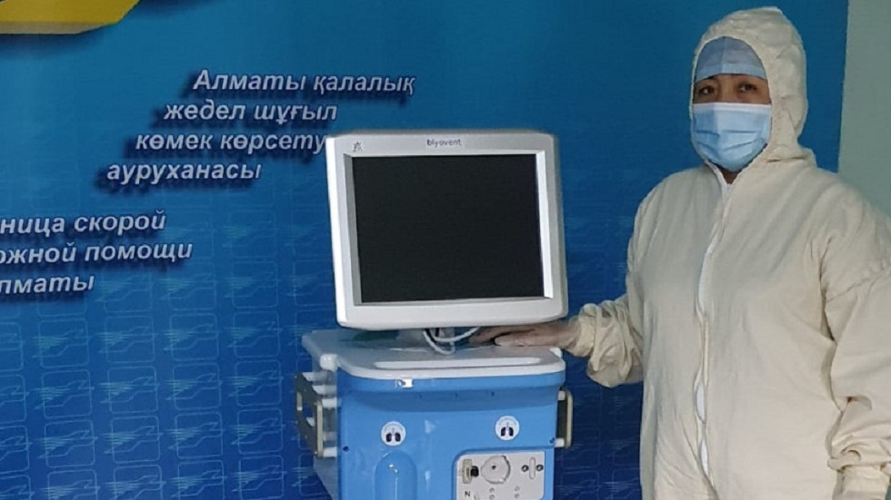 Түркиядан жеткізілген жасанды тыныс алдыру аппараттары Алматы ауруханасына берілді